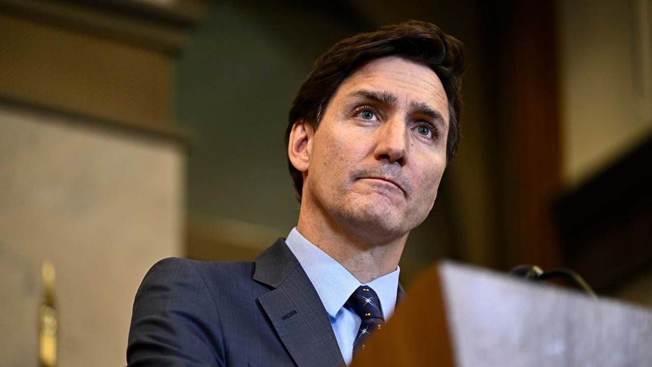 Trudeau Faces Leadership Crisis: Liberal MPs Urge Resignation Before October 28