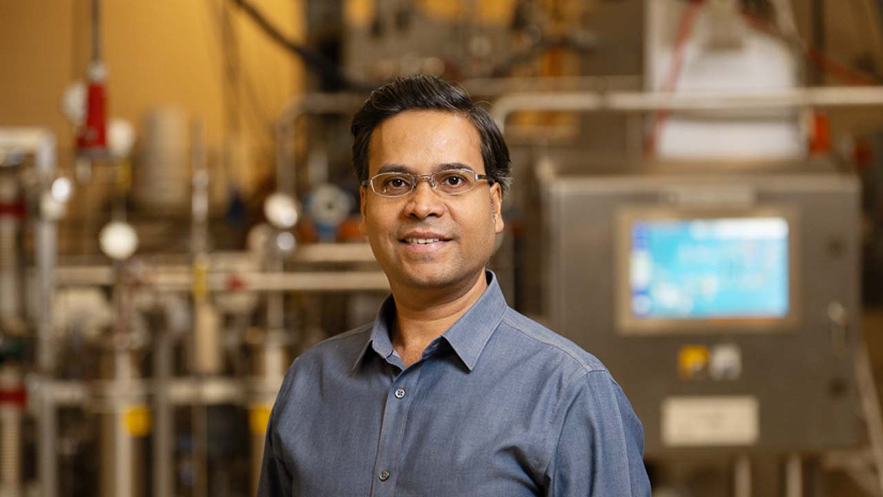 Indian-American Food Scientist Dharmendra Mishra Heads Purdues New Agri-Innovation Institute