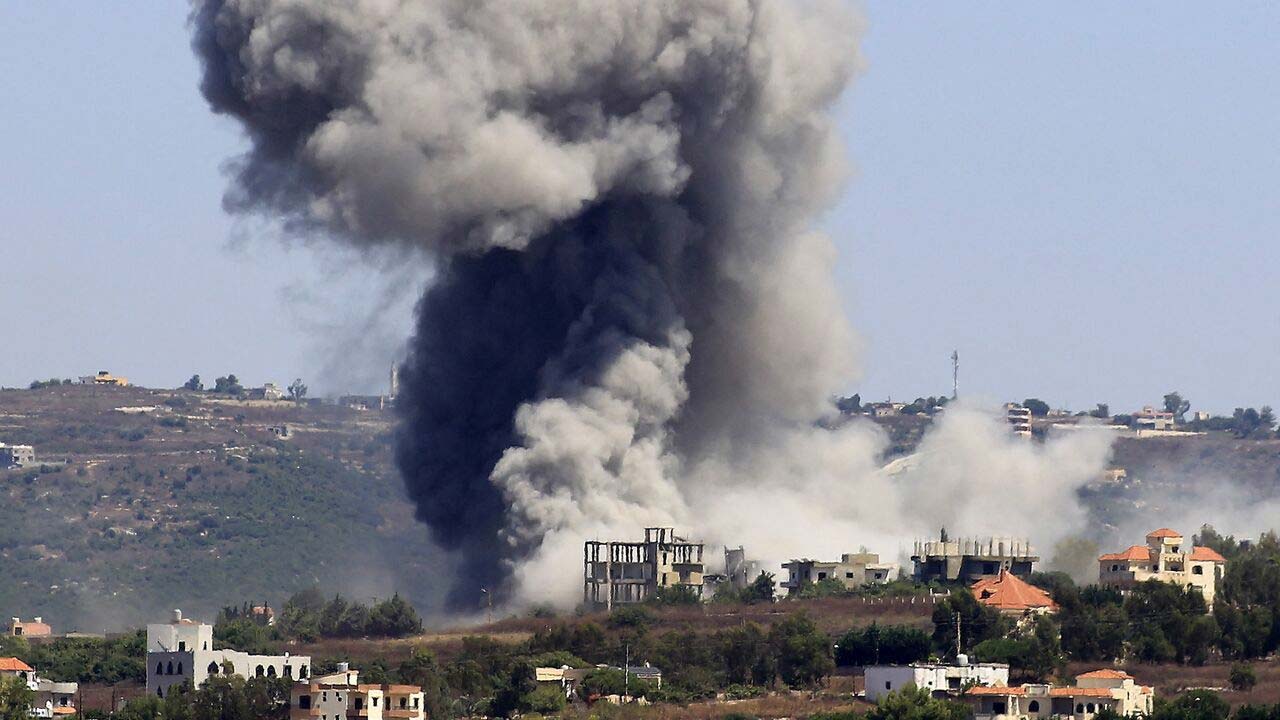 Israeli Air Strikes Kill Five in Nabatiyeh Amid Rising Tensions