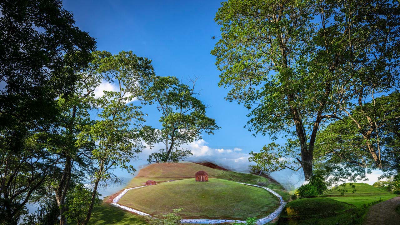  Indian Royal Burial Mounds Designated as New World Heritage Site