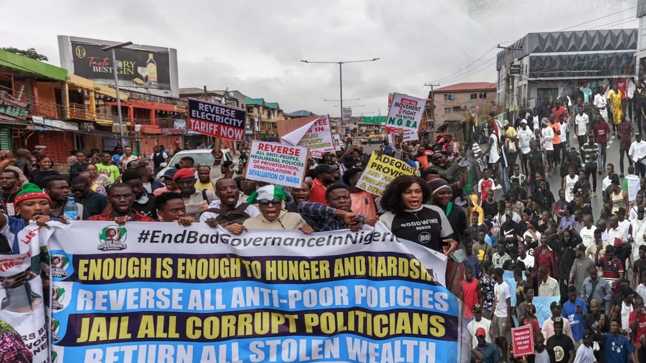 Nigeria Massive Protests Demand Action on Living Costs, Security