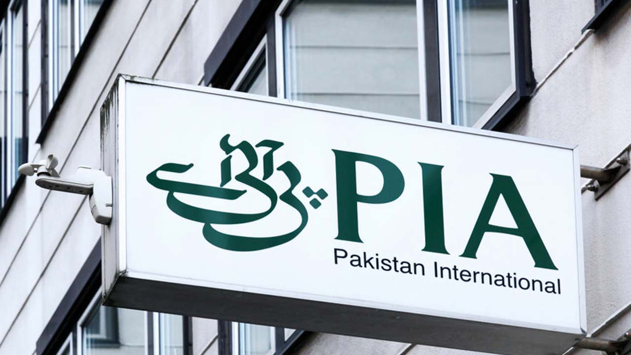 PIA Flight Attendant Arrested for Smuggling Saudi Riyals: Details