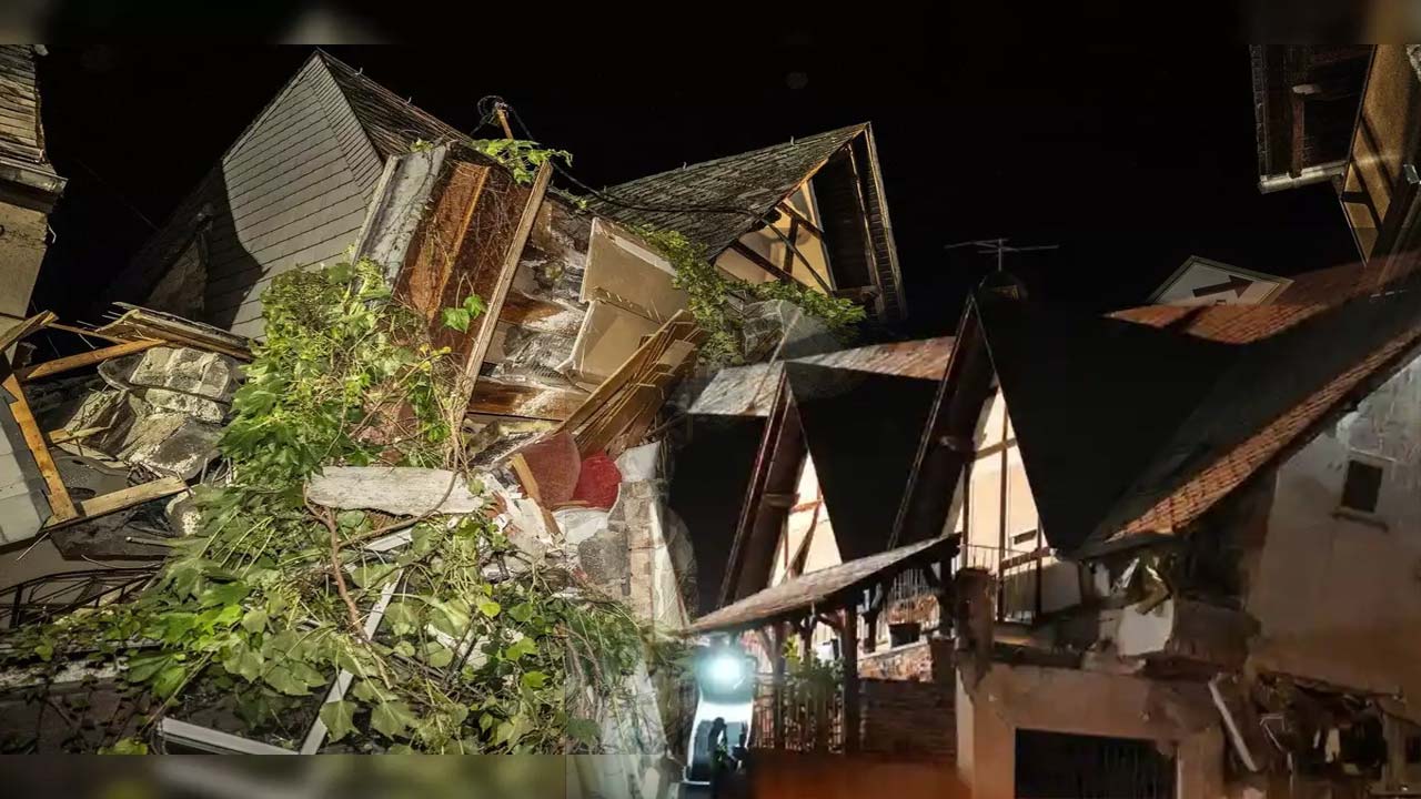 Hotel Collapse in Germany: 1 Fatality, 8 Trapped Near Moselle River