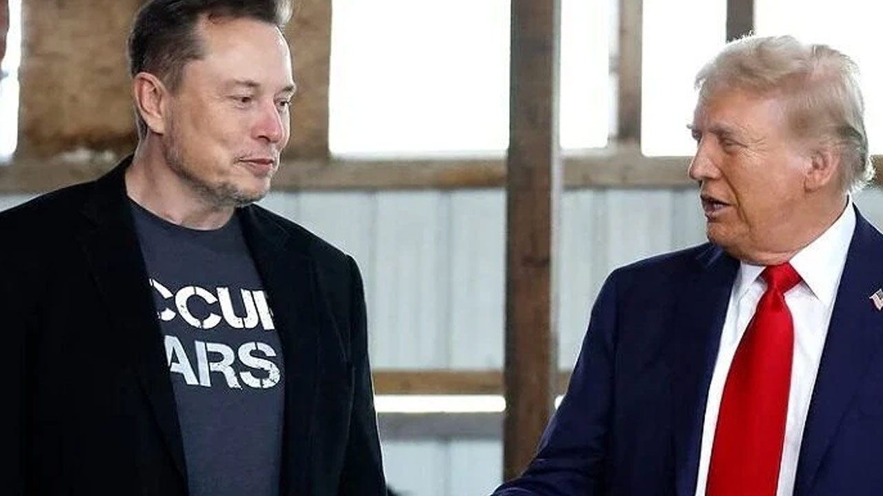 Elon Musk Warning to U.S. Government Employees: Trump Backs His Stance