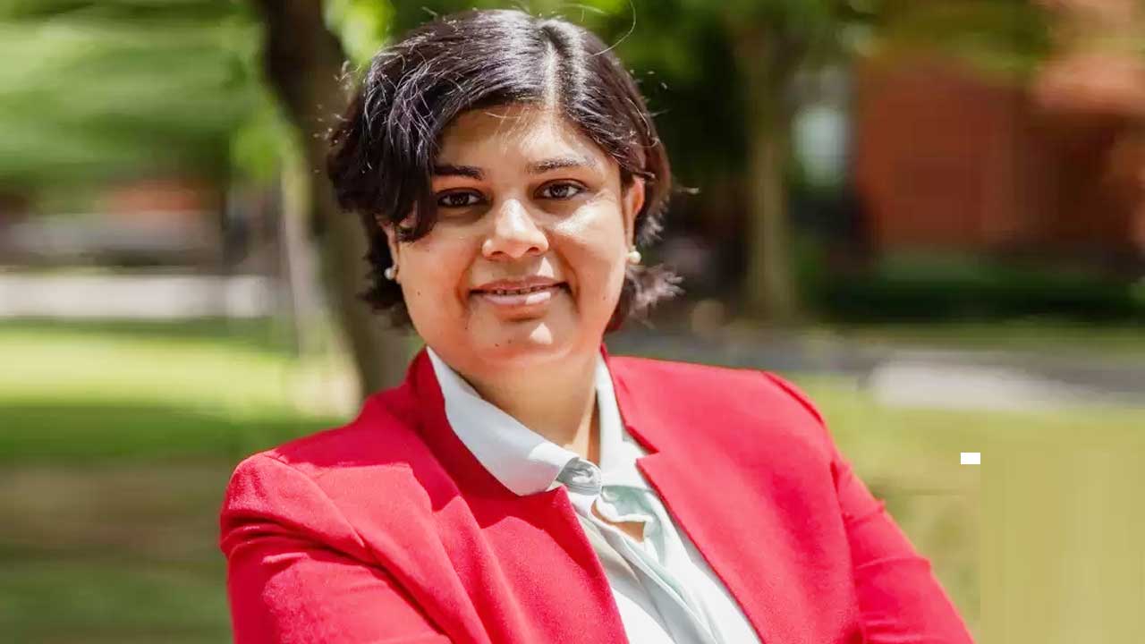 Indian-American Pavithra Prabhakar Named First MathWorks Chair at UNM