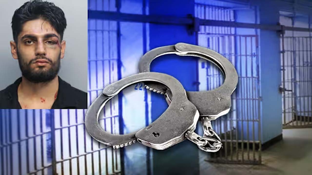 Indian Origin Man Chokes Passenger On US Flight, Cites Meditation