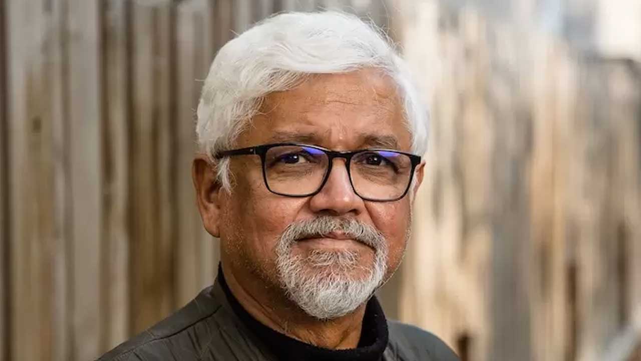 University of Chicago Press Celebrates Amitav Ghosh Korean Literary Honor