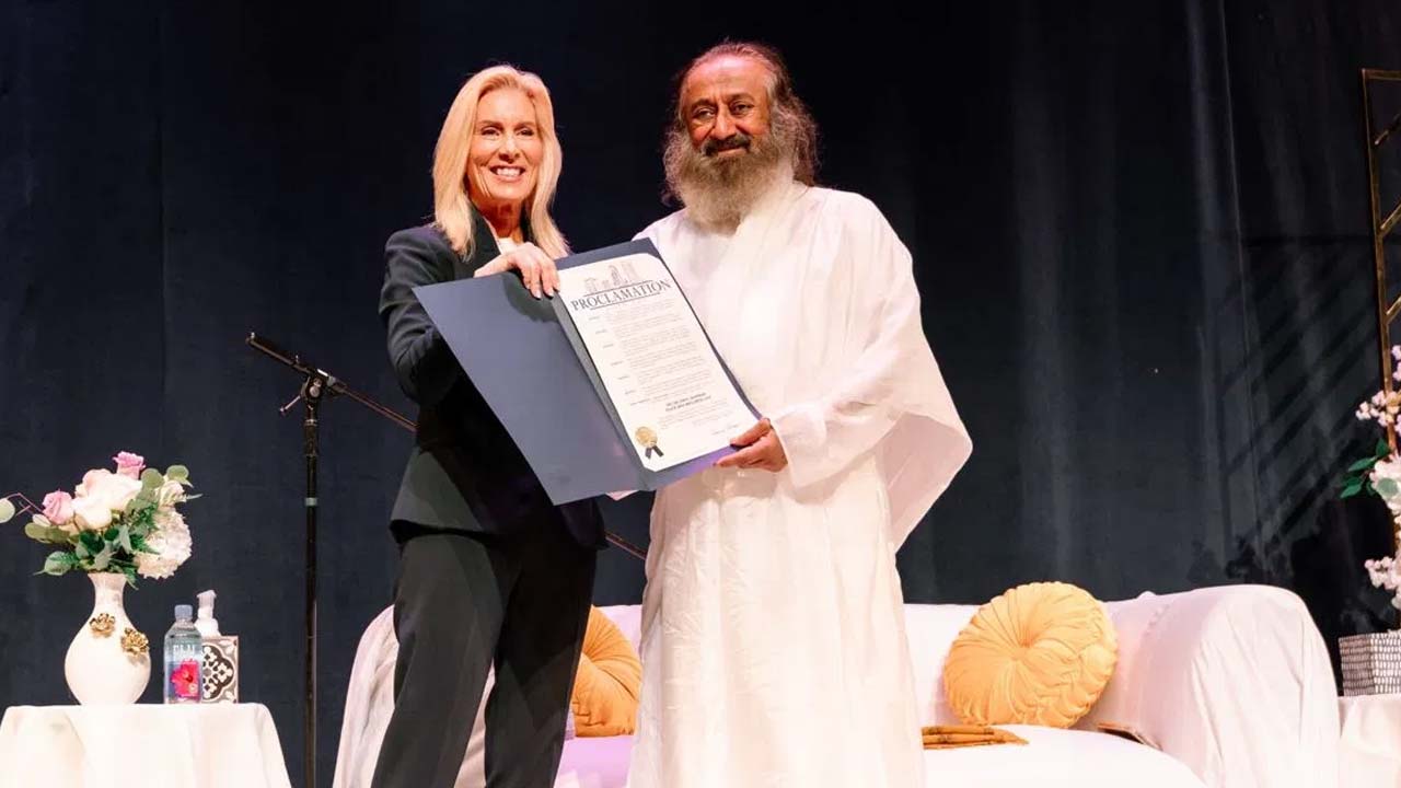 Jacksonville Honours Sri Sri Ravi Shankar With Official Day