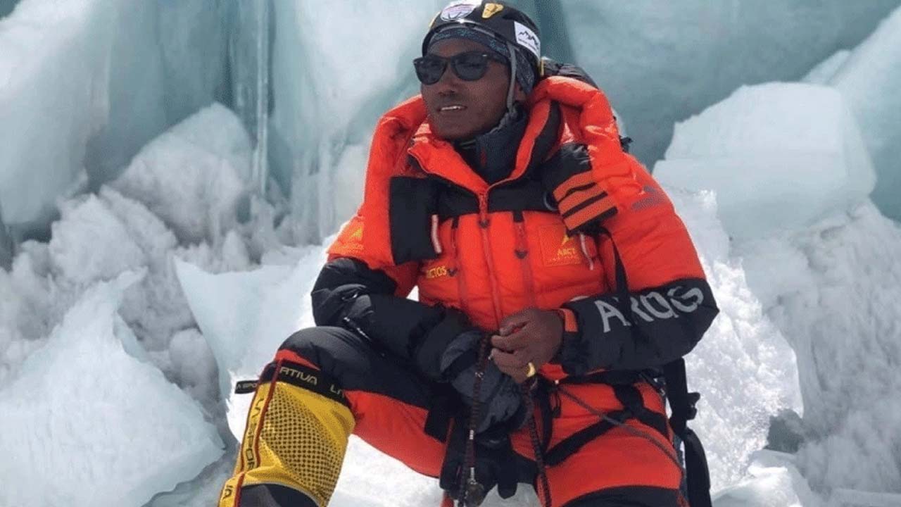Kami Rita Sets World Record with 31st Everest Ascent