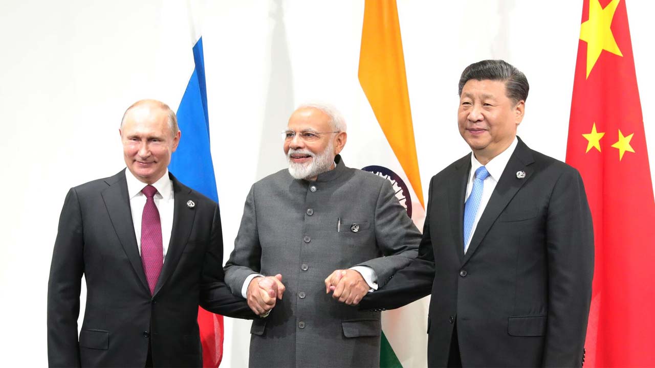 Xi Jinping Welcomes Modi And Putin Amid US Tariffs