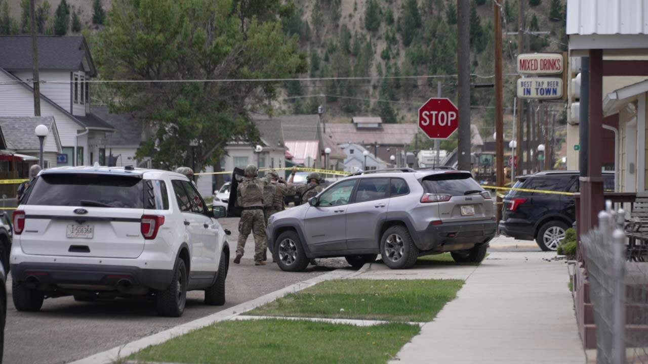 Montana Bar Shooting Leaves 4 Dead, Search Continues