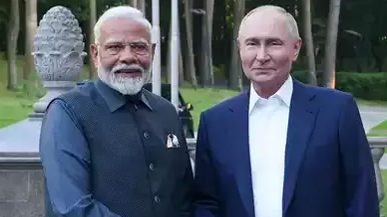 PM Modi Invited to Russia Victory Day Celebrations by President Putin