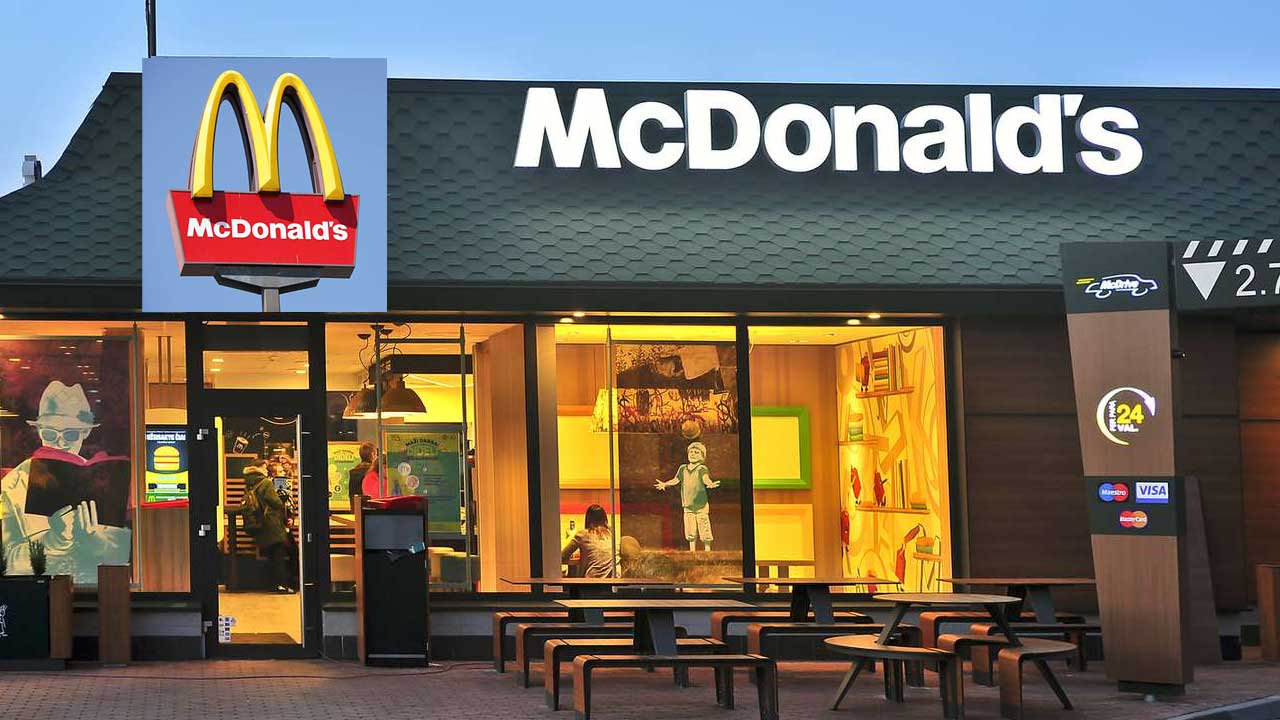 Indian-Origin McDonald&rsquo;s Worker in the US Honoured with $40K for 40 Years of Service