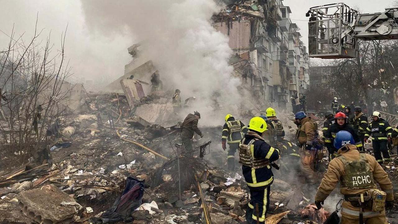 Russian Airstrikes Kill 12 In Kyiv, Including Children