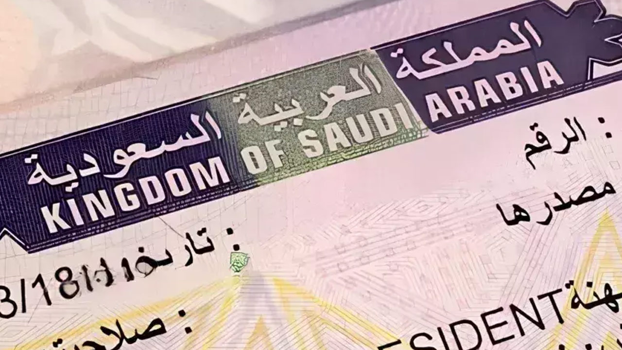 Saudi Arabia Suspends Multiple Entry Visas Indefinitely