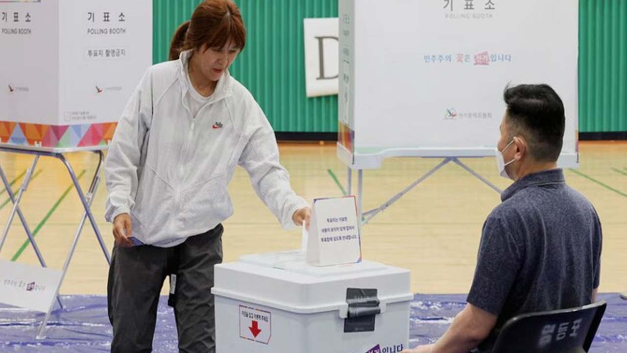 Who Will Lead South Korea After The Martial Law Turmoil?