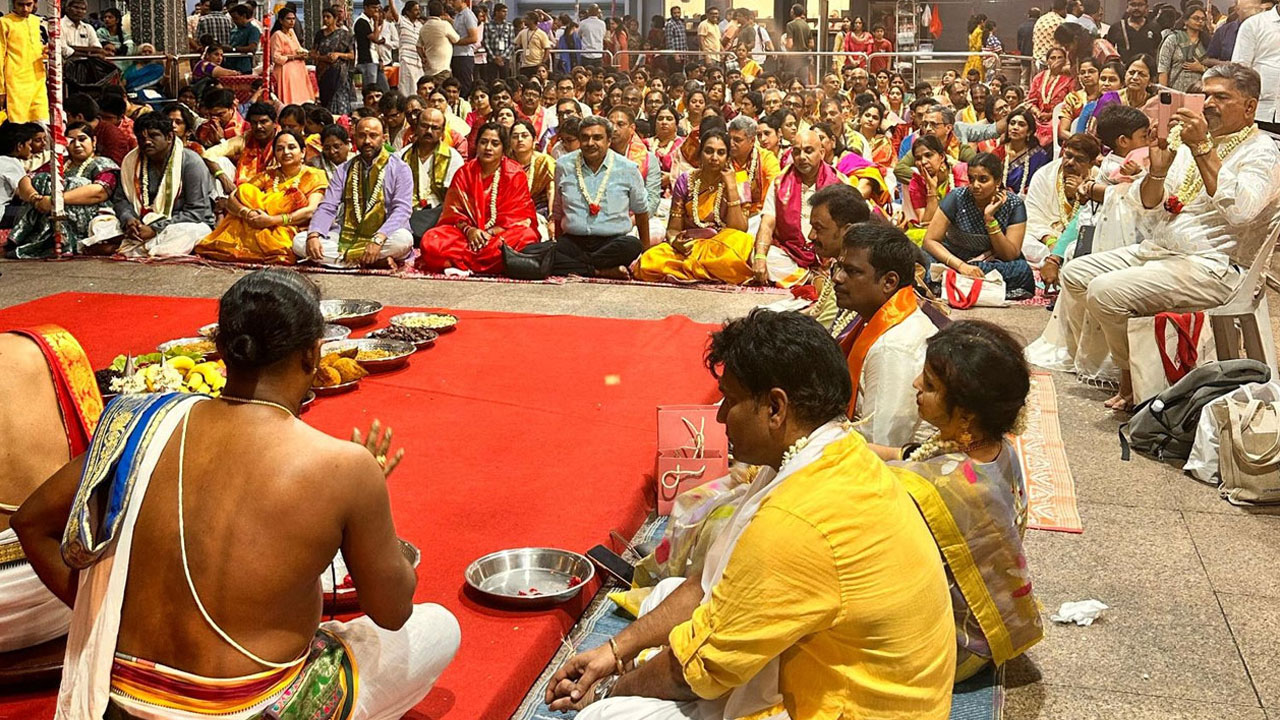 Sri Vishwavasu Ugadi Celebrated Devoutly by Telugu Samajam in Singapore
