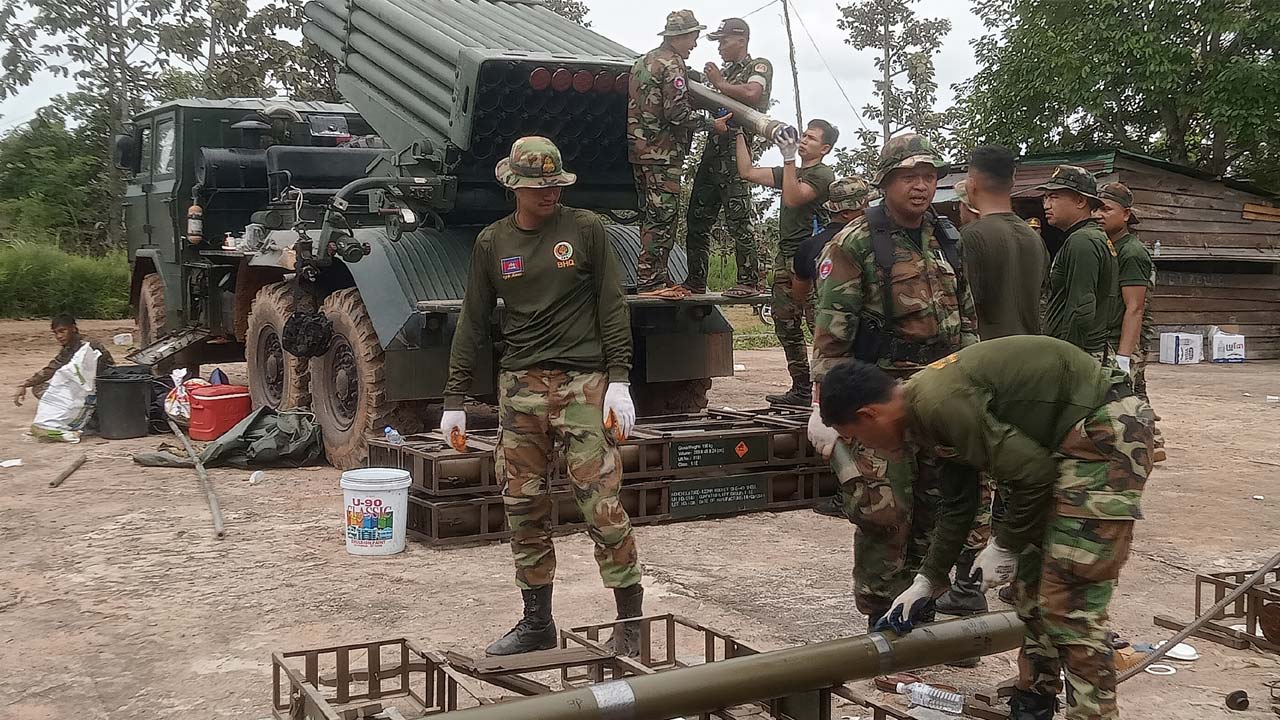 Thai F16 Strikes Hit Cambodia After Deadly Rocket Attack