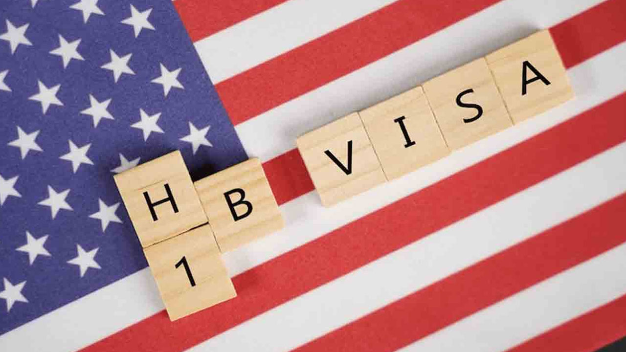 US Tightens Rules for H-1B Workers: Biometric and Address Details Now Mandatory