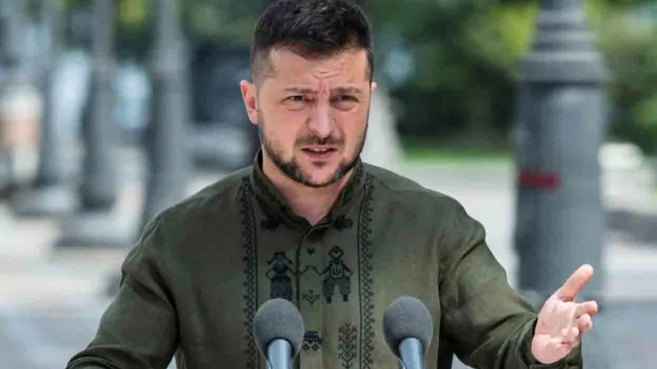Zelensky Discloses Family Income and Assets for 2024