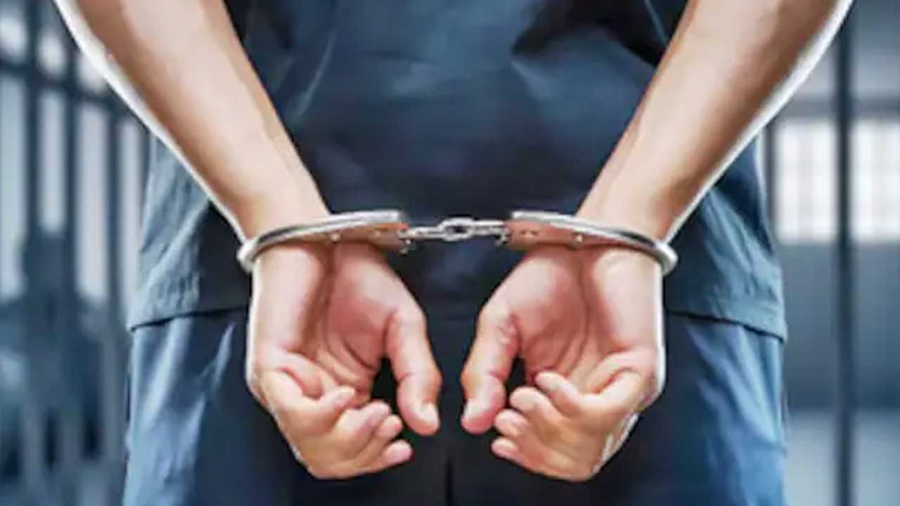 Why Did Two Indian Men Rob Women in Singapore?