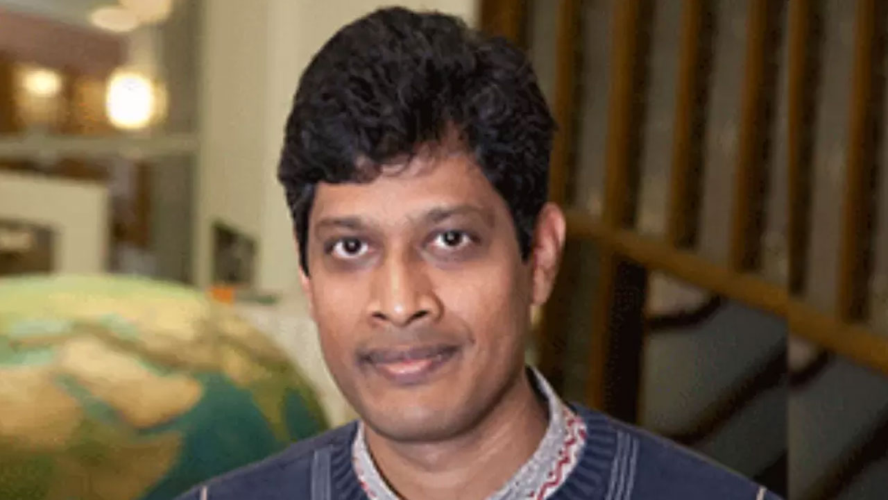 Indian-Origin Princeton Professor Satish Myneni Wins 2025 Schmidt Award