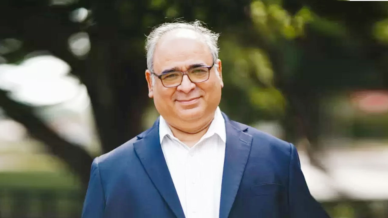 Vikas Anand Named Dean of University of Vermont&rsquo;s Grossman School of Business