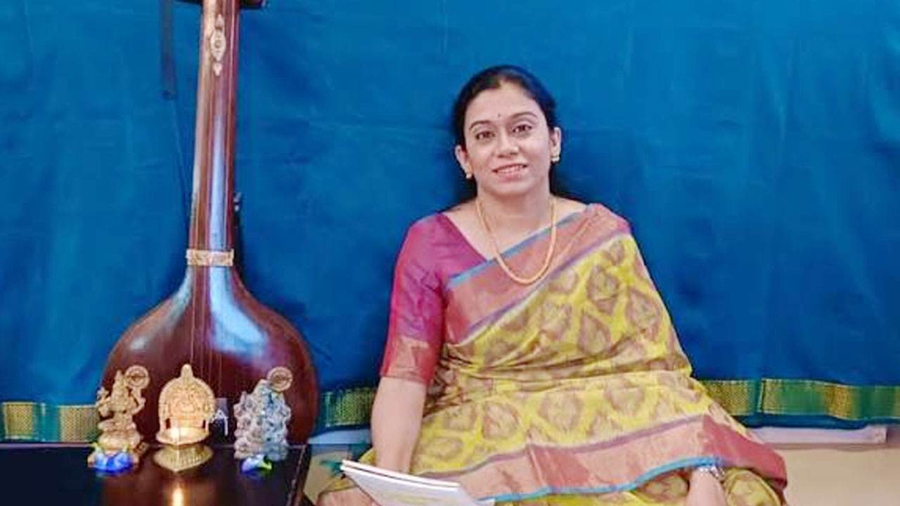 Radhika Balakrishnan Becomes First Carnatic Vocalist to Receive UK Conservatoire Honor