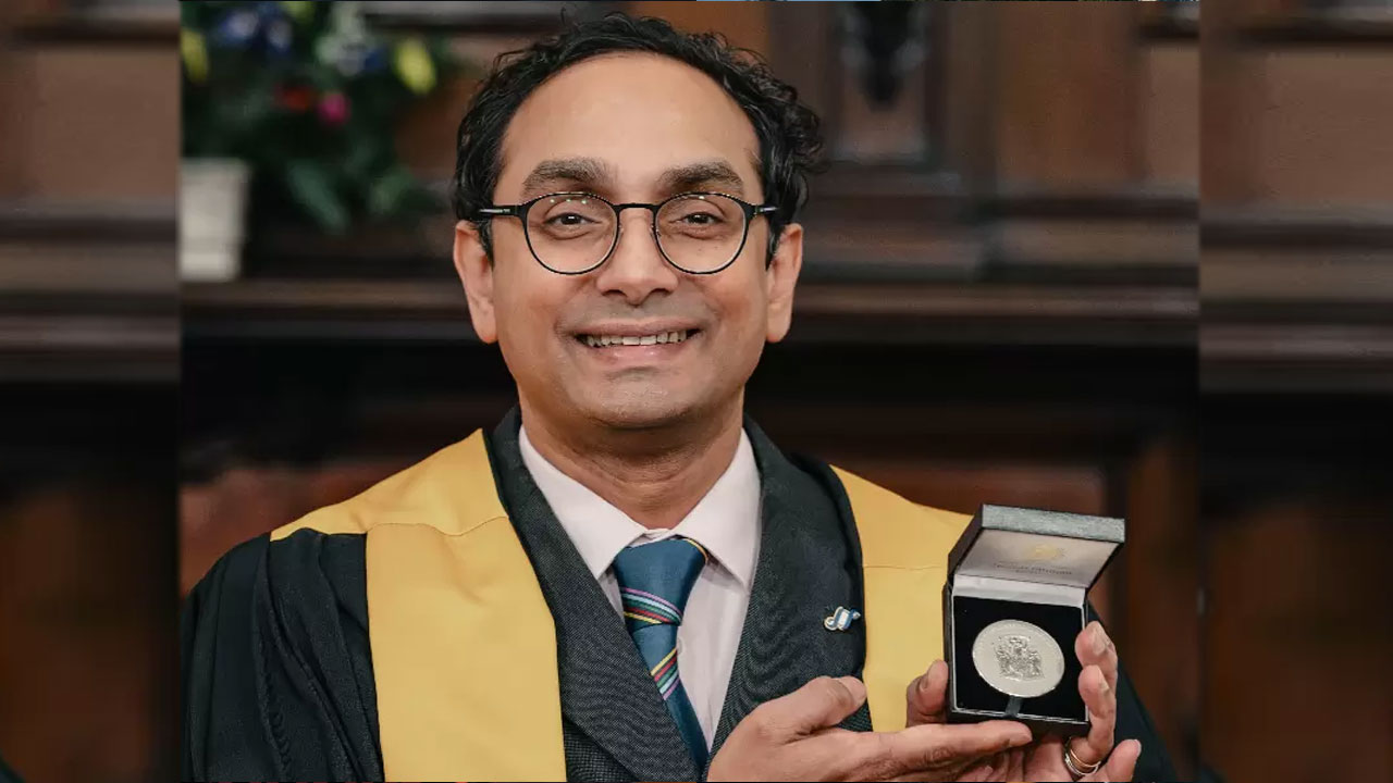 NHS Grampian&rsquo;s Prof. Seshadri Vasan Receives Inaugural Taylor Medal